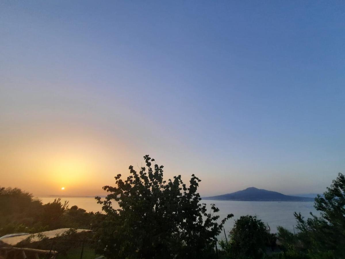 La Badia Montechiaro - Breathtaking View Of Sorrento Coast Villa Vico Equense Exteriör bild